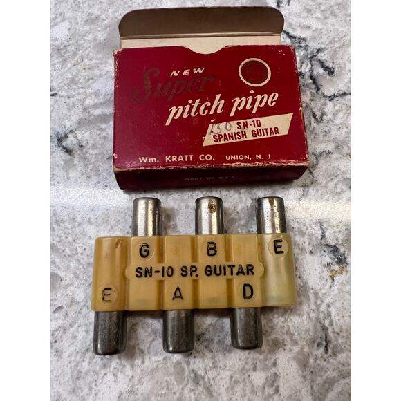Wm. Kratt Co. Super Pitch Pipe SP. Guitar Tuner SN-10 model Spanish JL - Picture 1 of 5